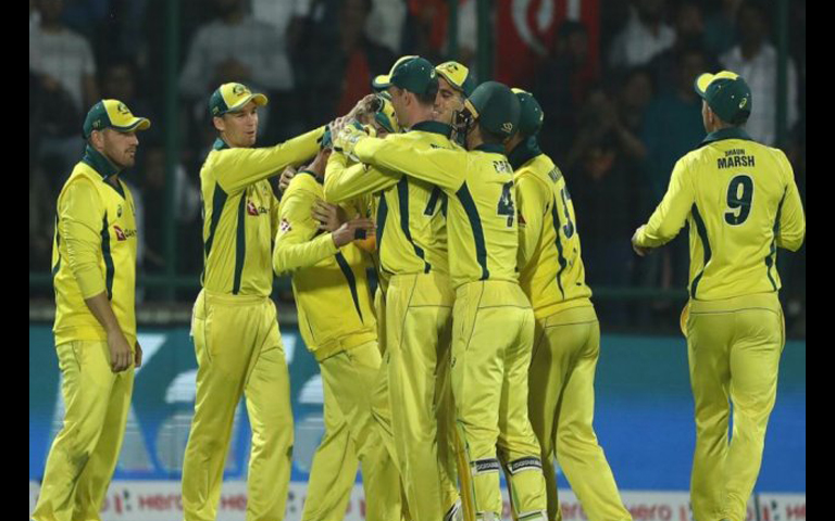 australia beat india in 5th odi and wins the series