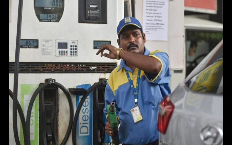 fuel prices petrol pump