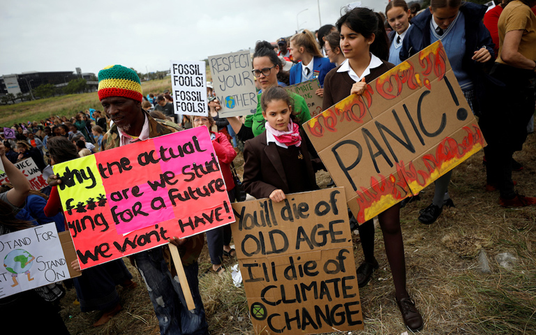  schoolchildren-take-to-the-streets-the-world-on-climate-change