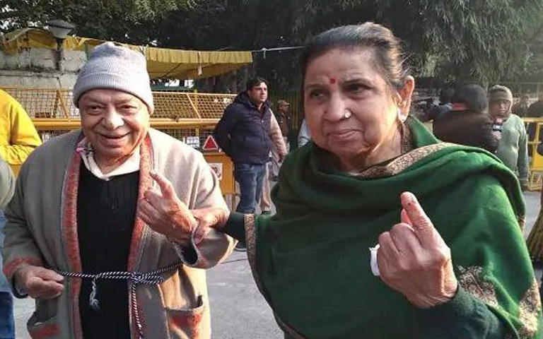 delhi-election-2020-voting-in-shaheen-bagh-women-in-long-queues