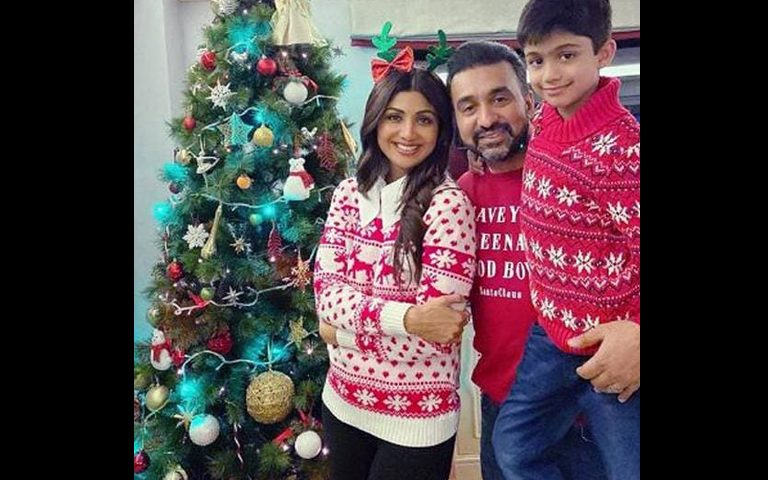 shilpa-shetty-kundra-blessed-with-a-baby-girl