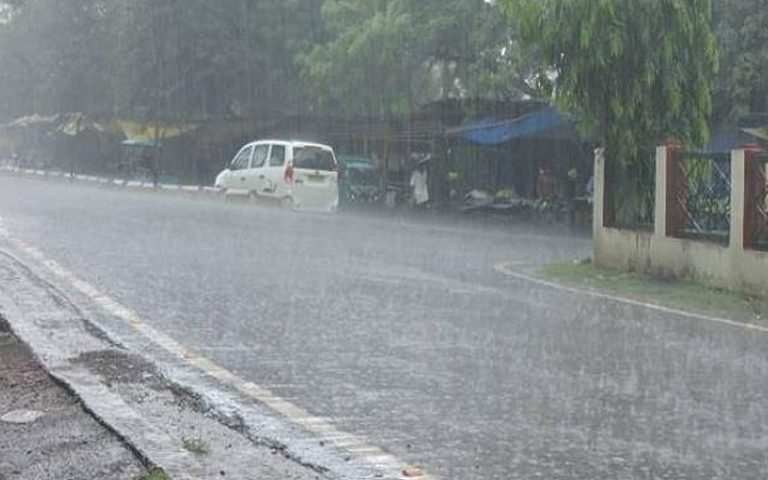 rain-again-changed-the-weather-ludhiana