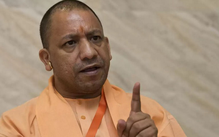 yogi-adityanath-will-not-going-for-last-rituals-of-father