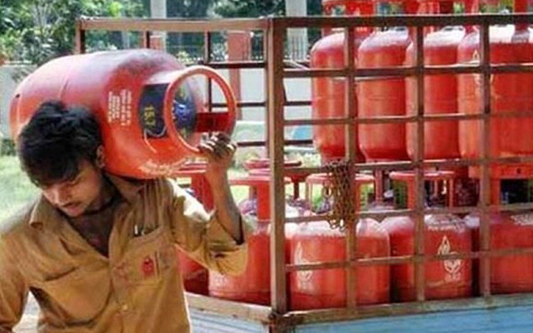 lpg-prices-down-due-to-lockdown-in-india