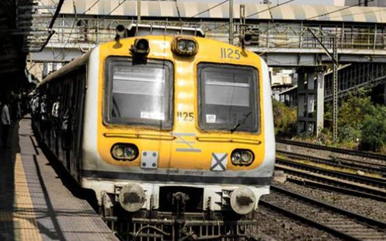 railways-to-expand-350-local-trains-in-mumbai
