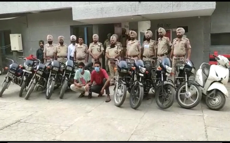 Batala police arrested 2 thieves along with 9 Bikes and 1 Activa