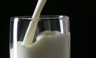 Do-you-know-that-drinking-too-much-milk-has-its-disadvantages