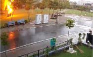 Lightning-strike-in-gurgaon-caught-on-camera-,1-dead-,3-injured